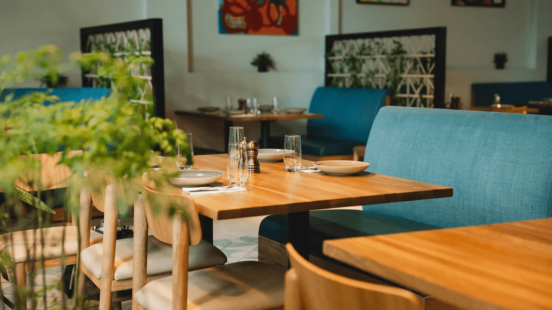 LAVKA Gourmet Cafe