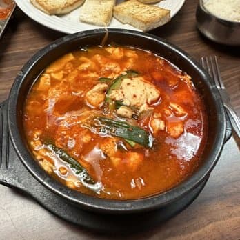 U Know Korean Bistro