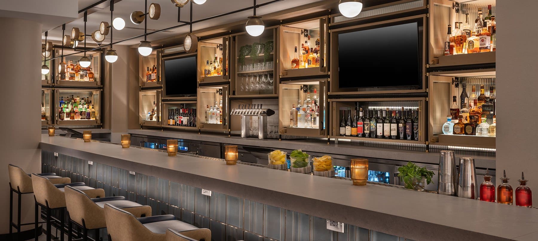 Gold Coast Kitchen + Cocktails